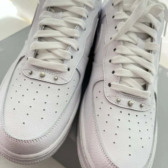 NWT Nike Women’s Air Force 1 ‘07 SE Shoes Size: 10 - Picture 9 of 13